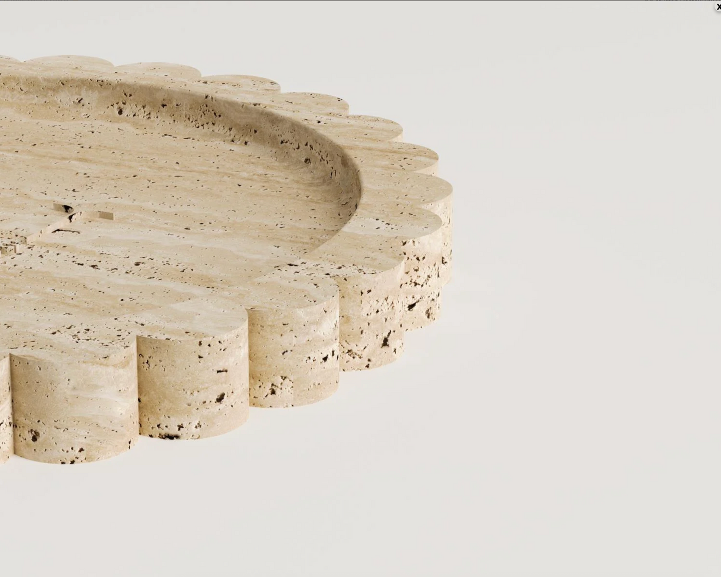 ABIGAIL Travertin-Dekoteller – 20 cm – Handgefertigte Natursteinschale mit Blütenkante